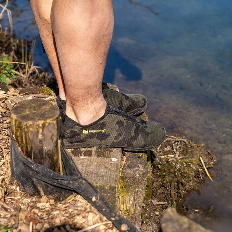 Ridge Monkey APEarel Dropback Aqua Shoes Camo